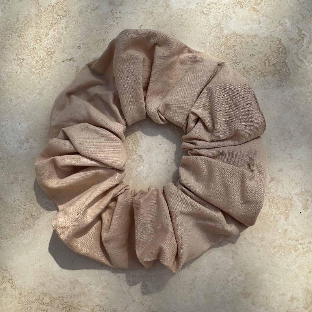 BEIGE BOMULD SCRUNCHIE